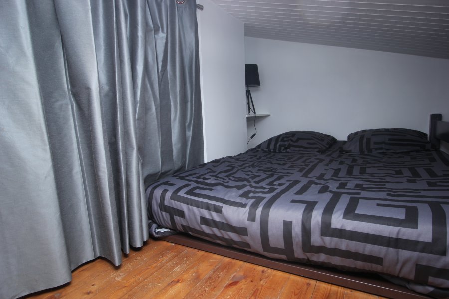 Location  l'anne compar  Airbnb